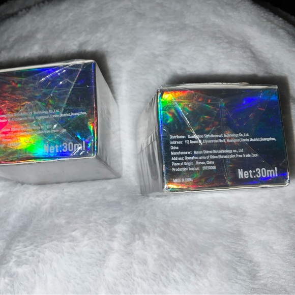 LAKERAIN GLITTER ZONE MULTI USE BODY GLITTER GEL #01 & 04. 2 PK SEALED NEW - Picture 3 of 16